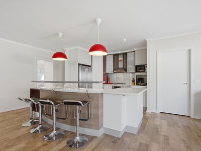 4B James Court, Sale