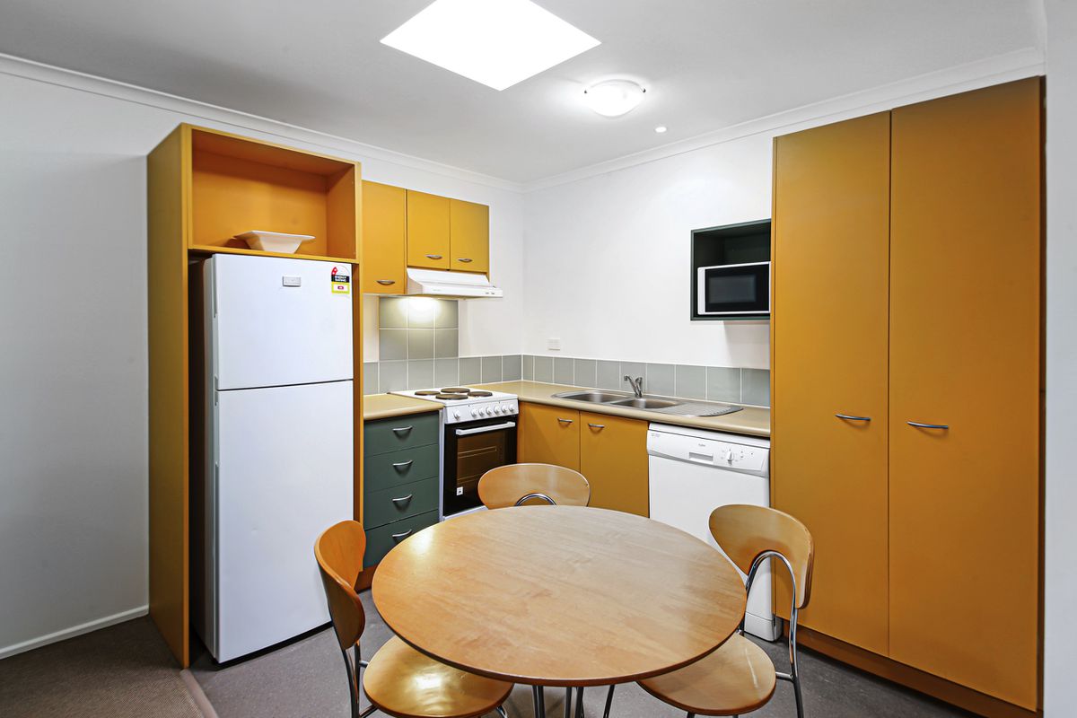 519 & 520 / 3 Hilton Tce, Tewantin