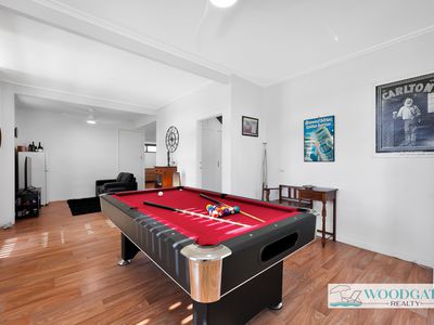 27 MACKEREL STREET, Woodgate