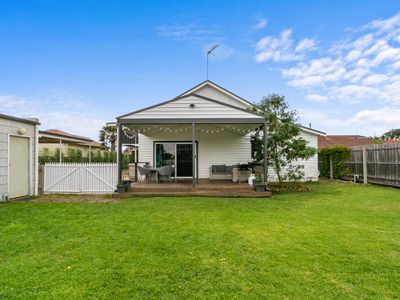 489  Raymond Street, Sale