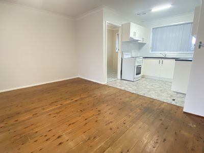 4 / 18 Beverley Avenue, Warilla