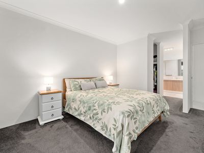 34 Hickman Drive, Piara Waters
