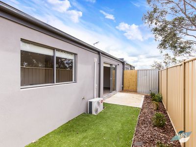 4 / 2 Frederick Court, Werribee