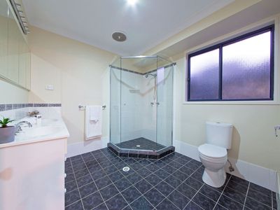 8 Willis St, Wakerley