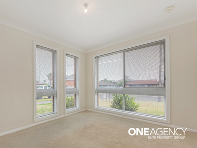 1 / 6 Lachlan Avenue, Barrack Heights