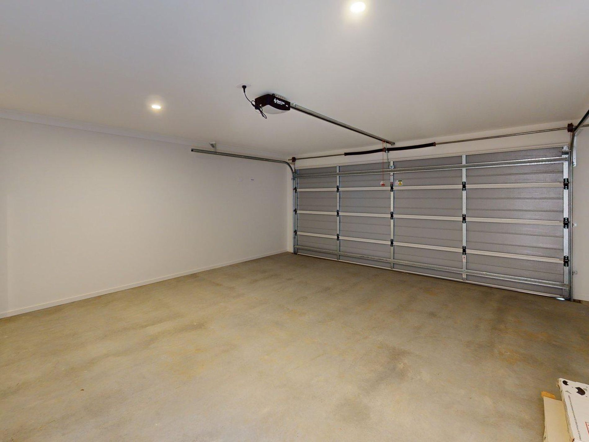 16 Jimna Circuit, White Rock
