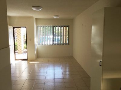 5 / 76-80 LITTLE STREET, Forster
