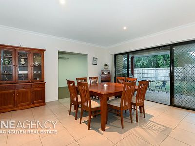 13 Dinnigan Cr, Durack