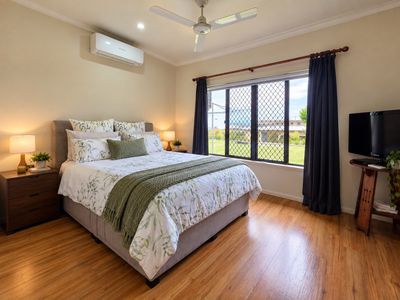 54 Dalziel Avenue, Atherton