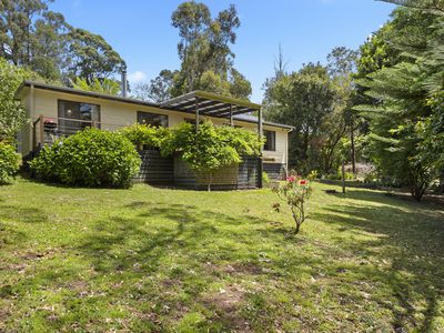 8 Innes Road, Gembrook