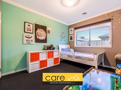 17 Chedword Road, Cranbourne North