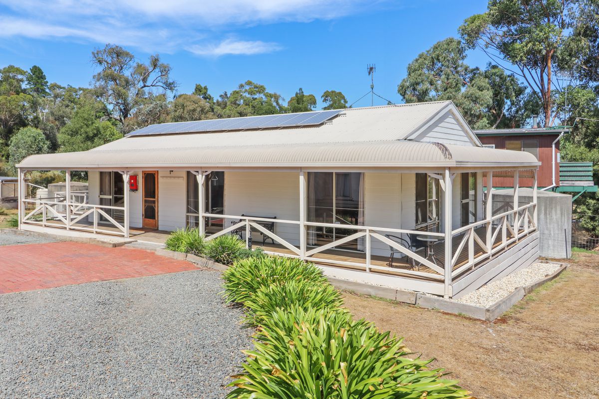 11 Village Way, Macs Cove