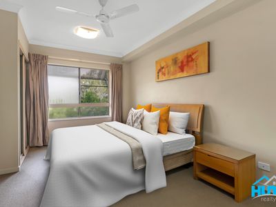 1318 / 12-21 Gregory Street, Westcourt