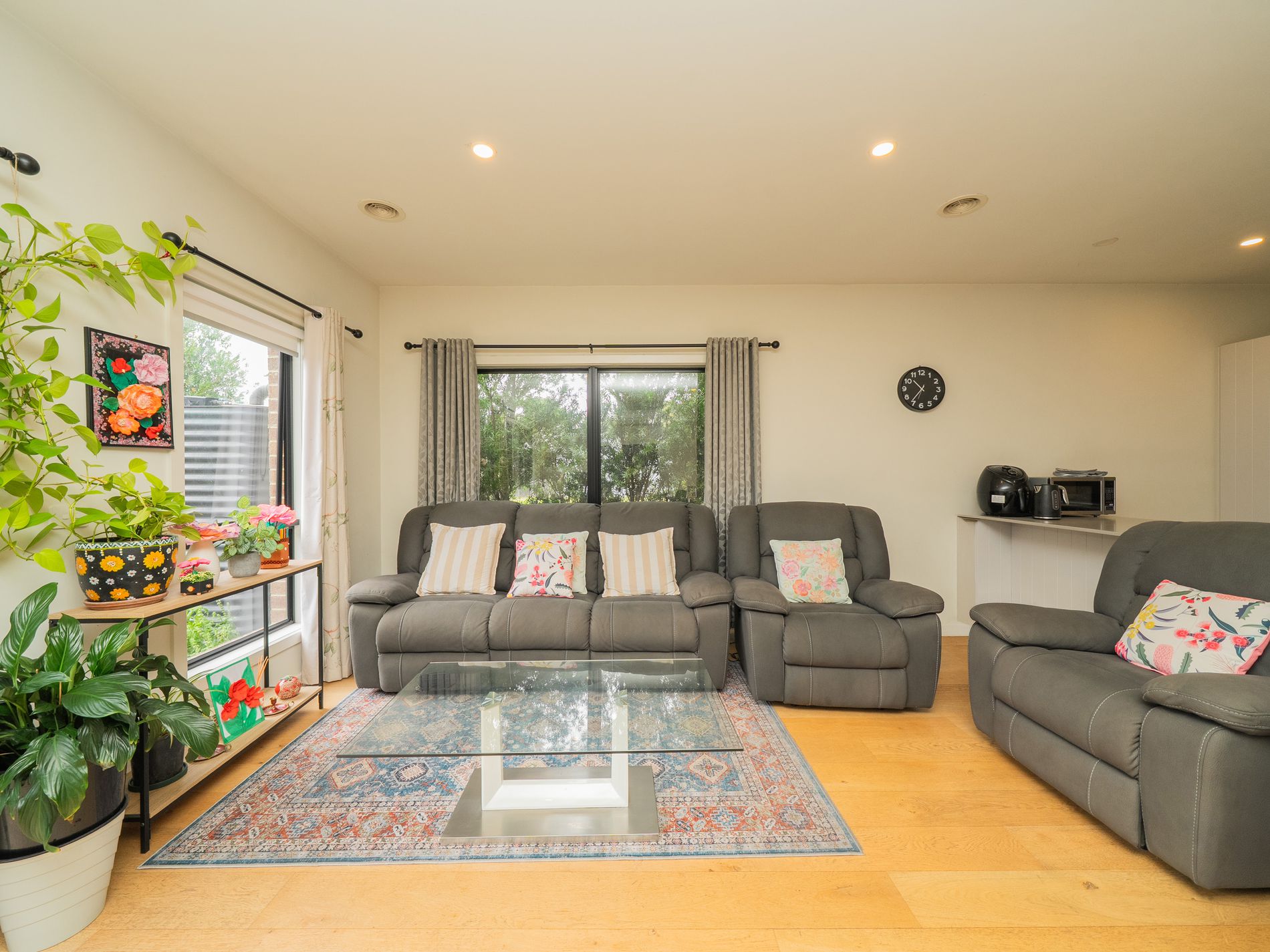 24 Clarendon Street, Avondale Heights