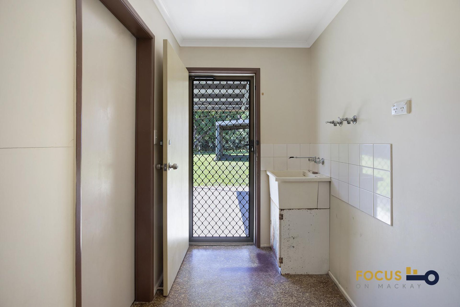 2160 yakapari seaforth road, Seaforth