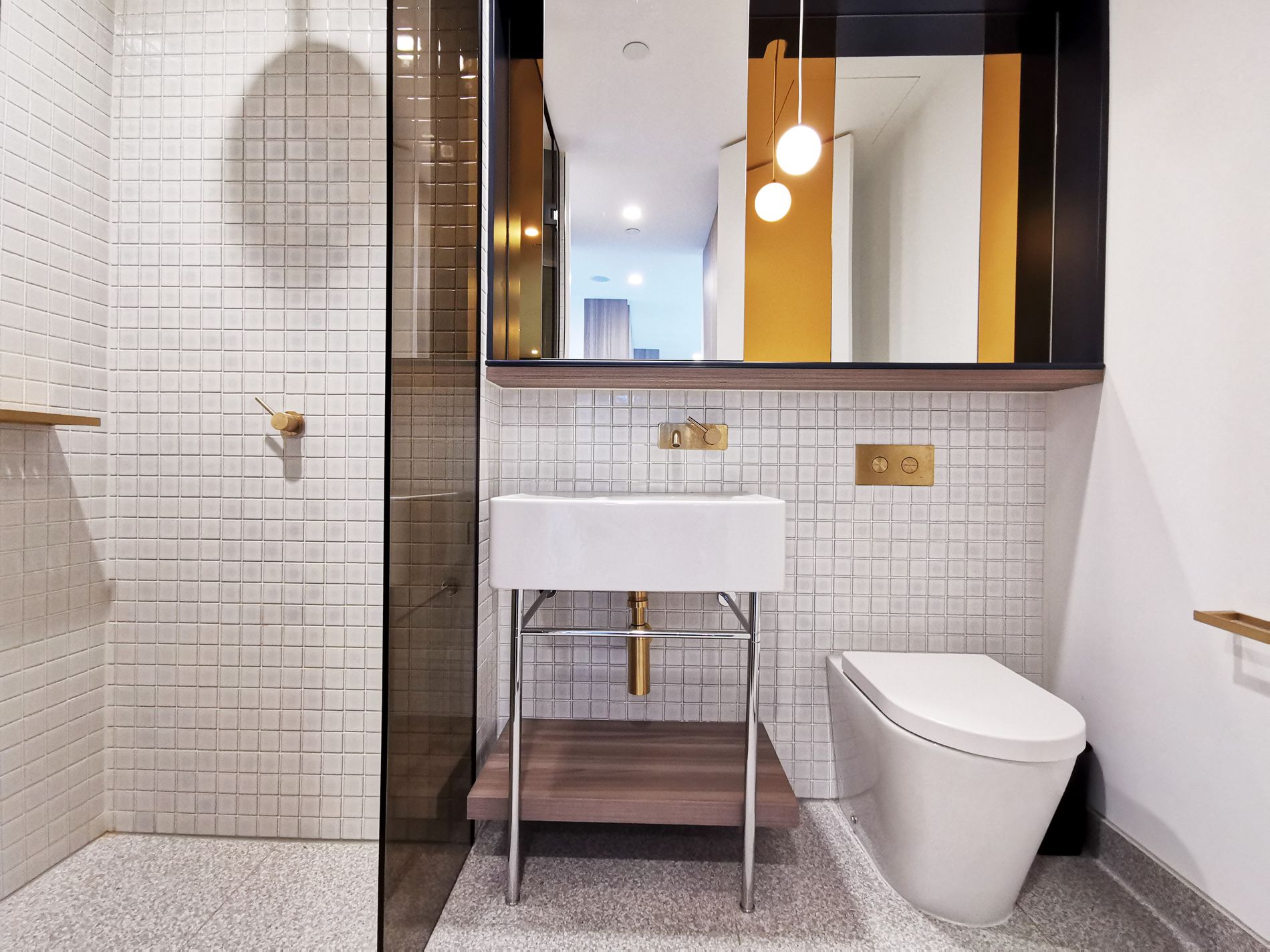 911 / 160 Victoria Street, Carlton