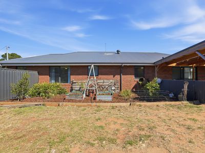 9 Bond Street, Campbell Town