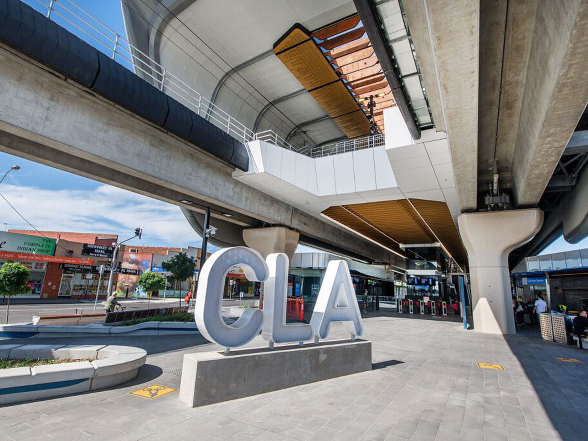 5 / 16 Newport Road, Clayton South