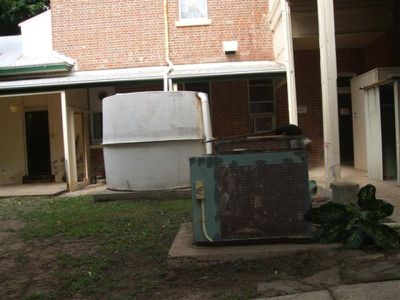 3 / 122  Charlotte , Cooktown