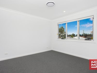 3 / 6 Addison Avenue, Lake Illawarra