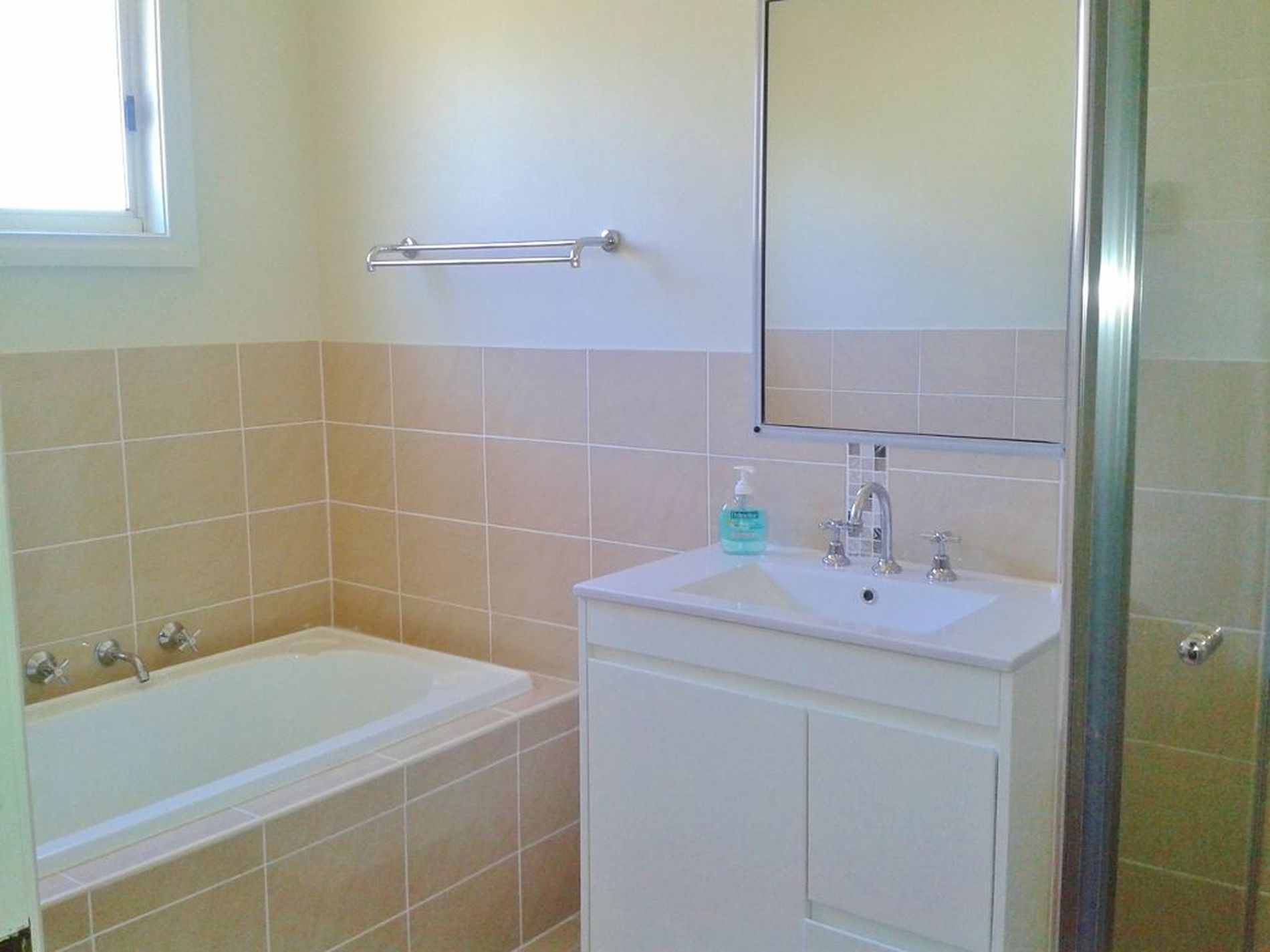 21 Ross Avenue, Narrawallee