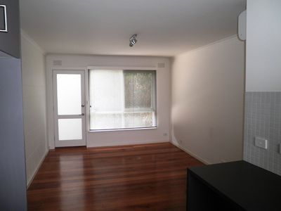 6 / 28 Upper Skene Street, Newtown