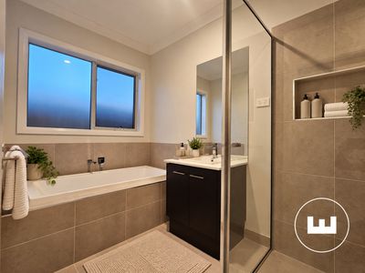 25 Claremont Glen, Berwick