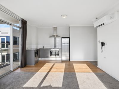 17 / 996 Hay Street, Perth