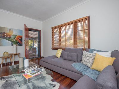 172 Woodside Street, Doubleview