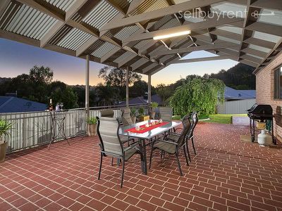 2 KILLARNEY COURT, Wodonga