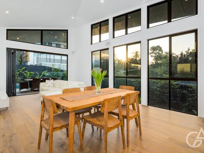 12 Bangalla Street, Auchenflower