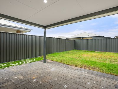 25 Wallarah Cct, Baldivis