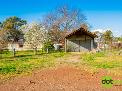 1 Strickland Street, Merrygoen