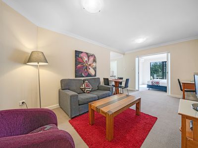 606 / 112 Mounts Bay Road, Perth