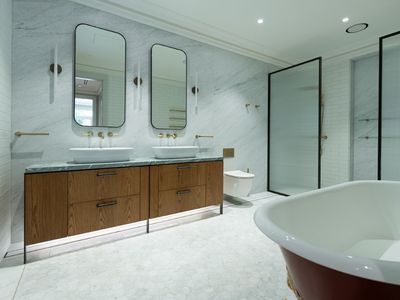 1 / 147 Darling Point Road, Darling Point