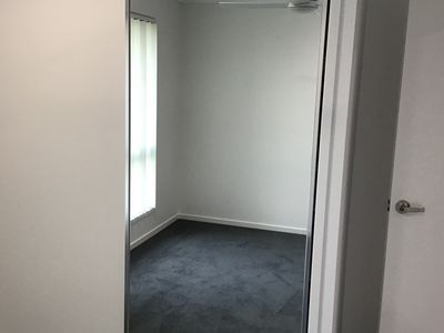 1 / 13 Sharp Cres, Branyan
