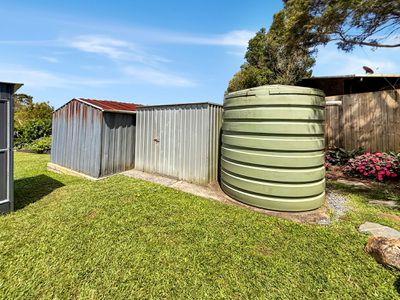 6 CORNISH CLOSE, Atherton