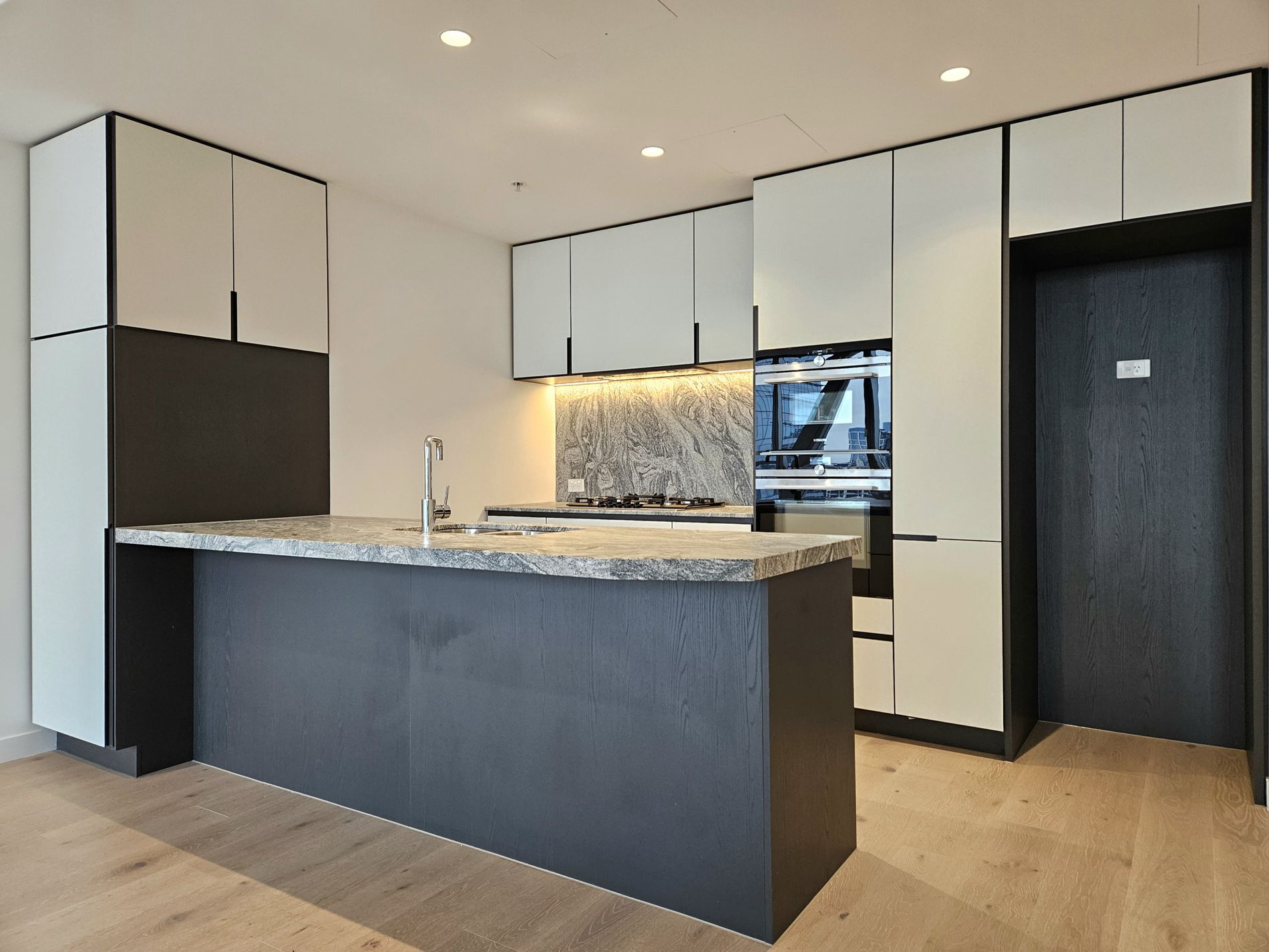 2103 / 260 Spencer Street, Melbourne