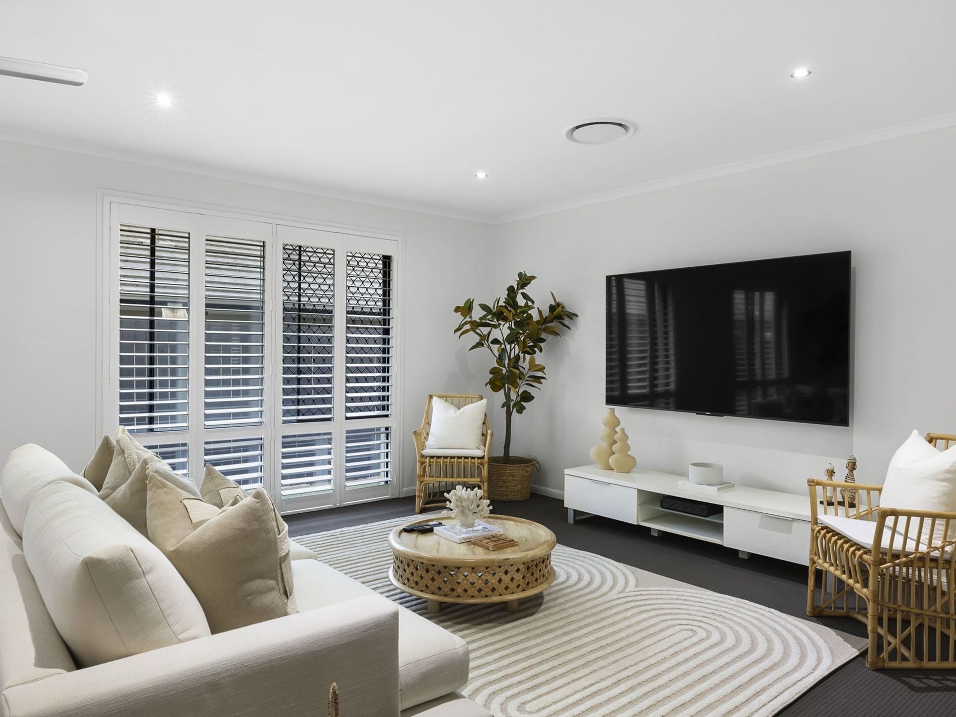 9 Feathertail Place, Wakerley