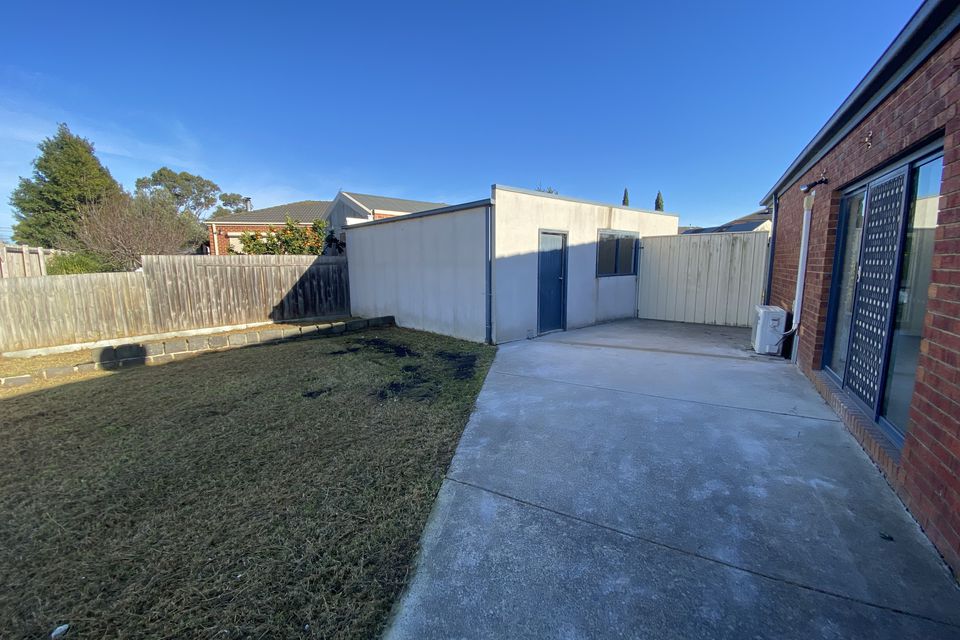 45 Bella Crescent, Hallam