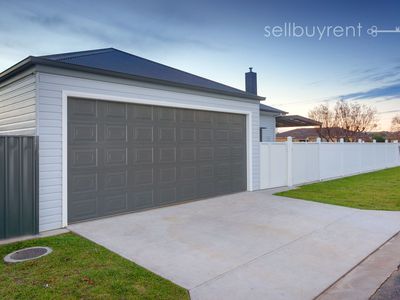 67 BROCKLEY STREET, Wodonga