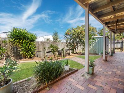 6 / 7 Lowmead Street, Underwood