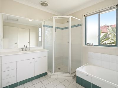 4 / 24 Beattie Road, Coomera