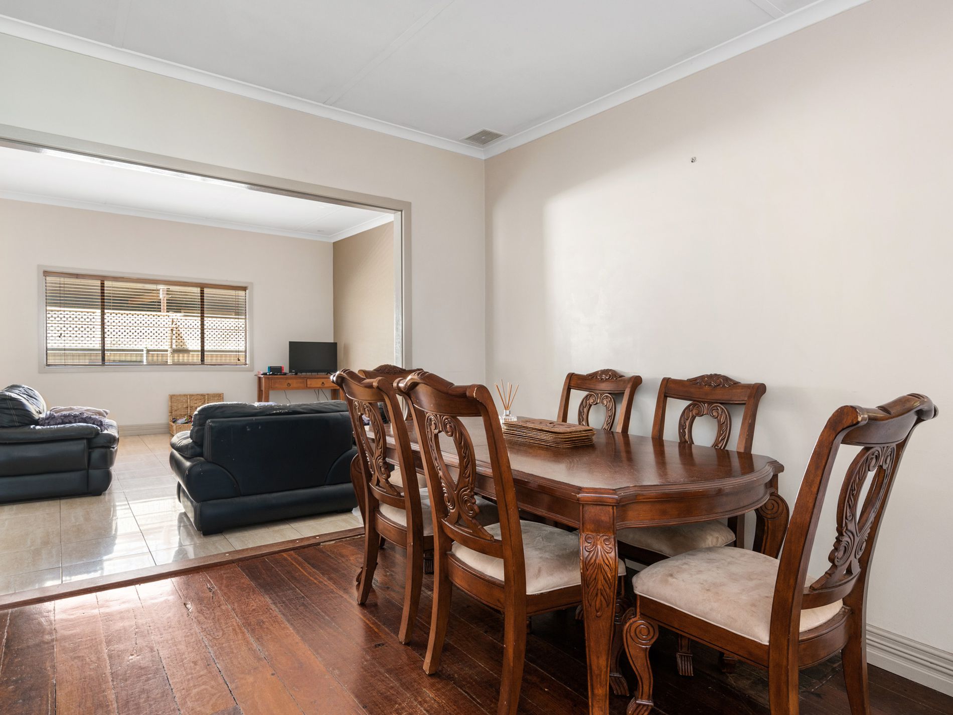 207 Collins Street, Piccadilly