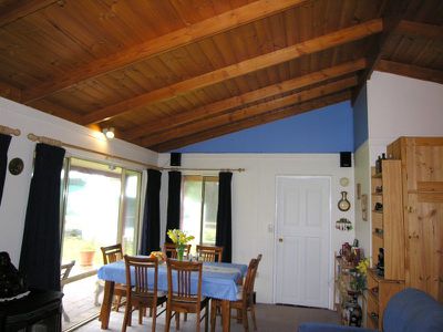 211 Middle Road, Pelverata