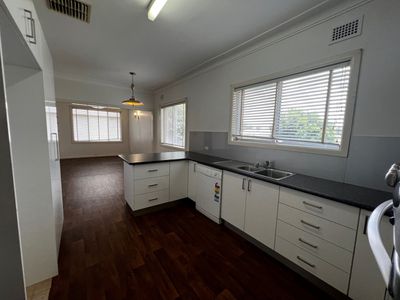 19 Meek Street, Dubbo