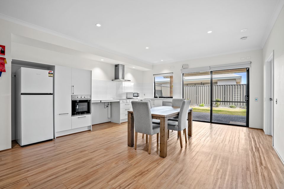 10 Gunwale Avenue, Port Kennedy