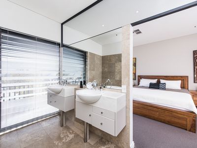 51A Haig Park Circle, East Perth