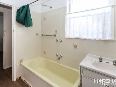 2 Rodda Place, Horsham