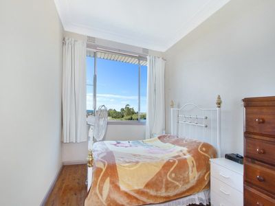 64 Flagstaff Road, Warrawong